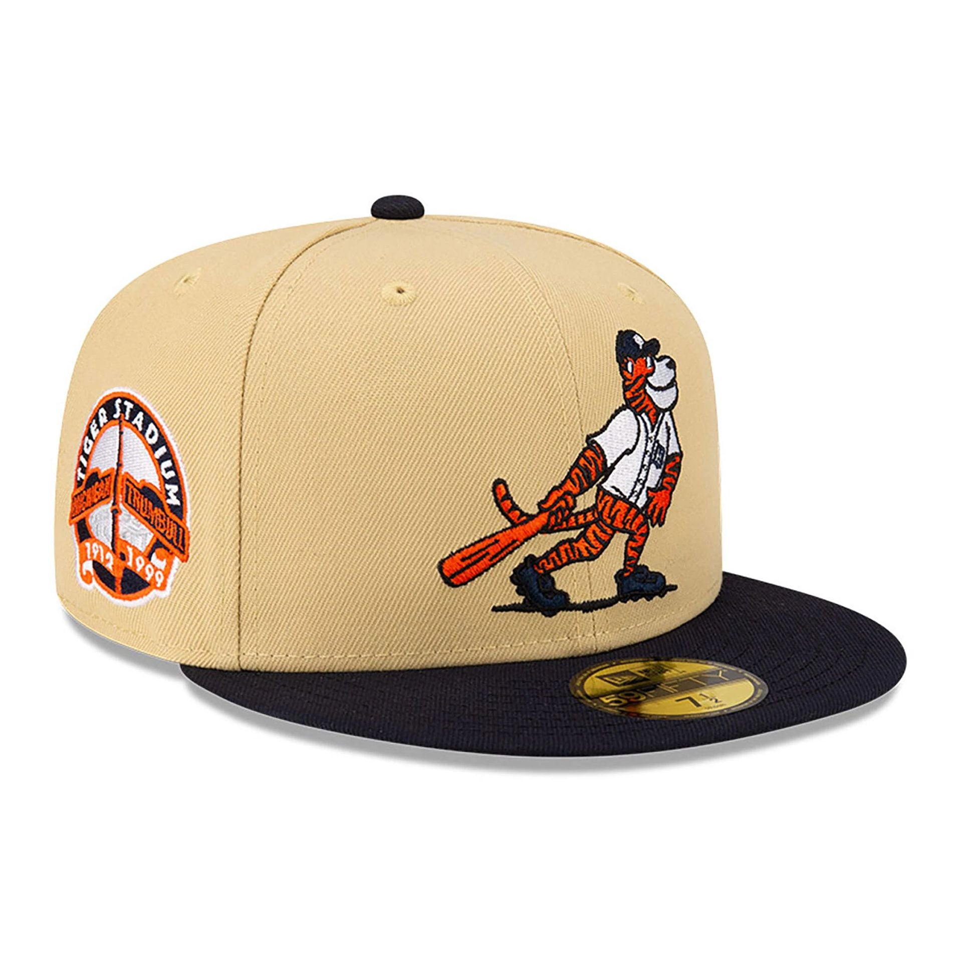 This is a Detroit Tigers MLB Mascots Vegas Gold 59FIFTY Fitted Cap 1