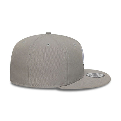 This is a LA Dodgers Grey 9FIFTY  Snapback Cap 4