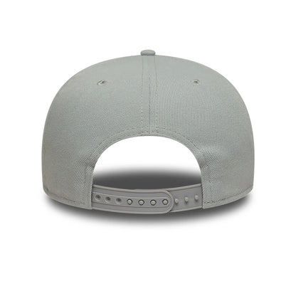 This is a LA Lakers Grey 9FIFTY Snapback Cap 5